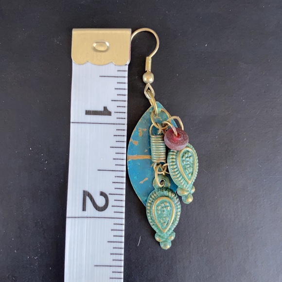 $5 ADD ON - Vintage inspired dangly earrings - Picture 5 of 5